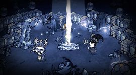 Don't Starve Together Screenshot: Boss Fight